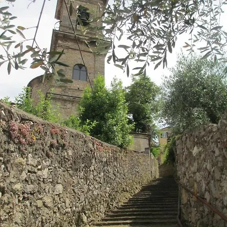 Marola Un Borgo Sul Mare Apartmán *