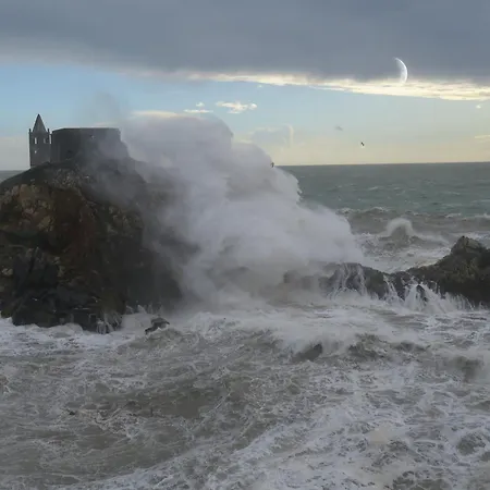 Marola Un Borgo Sul Mare