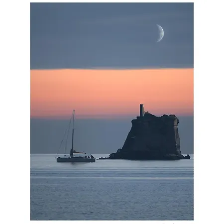 Marola Un Borgo Sul Mare Appartement *