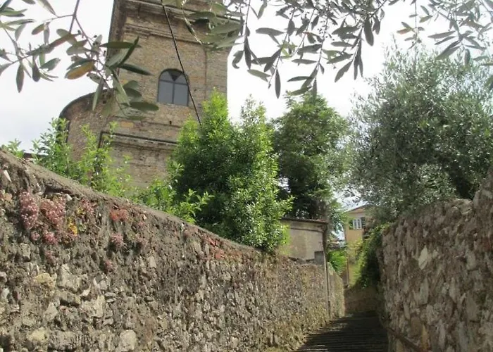 Marola Un Borgo Sul Mare Апартаменты *